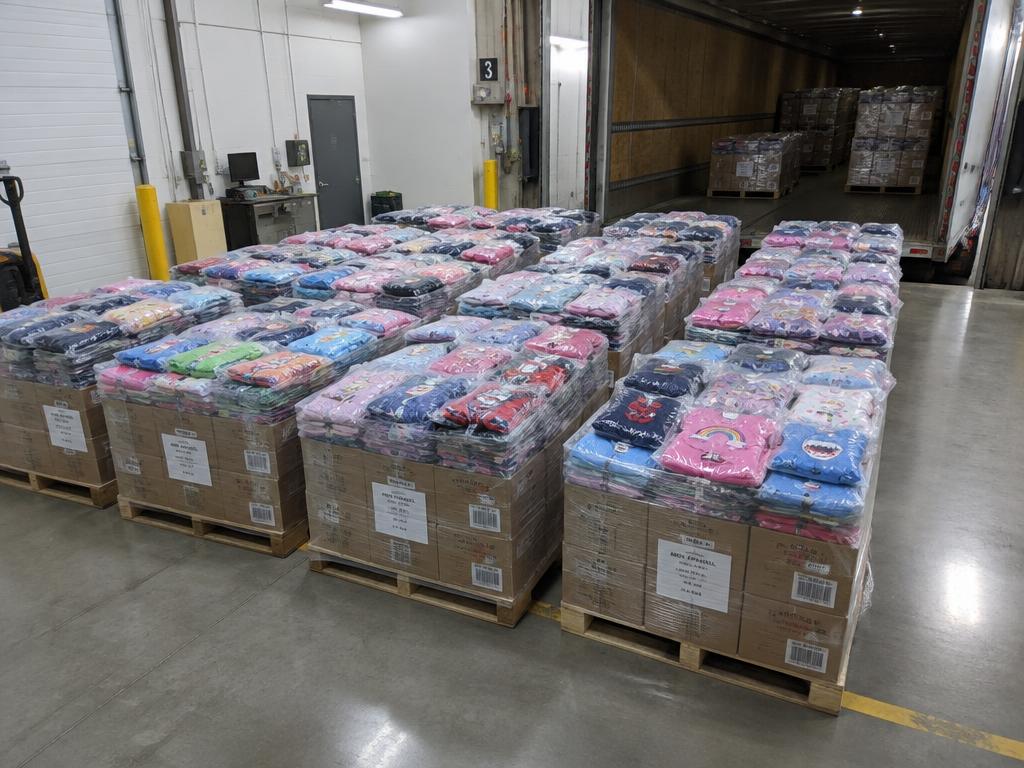 Kids Apparel New Truckload — 1625 Units, 24 Pallets — Brand New liquidation inventory shipping from Lincoln, Nebraska