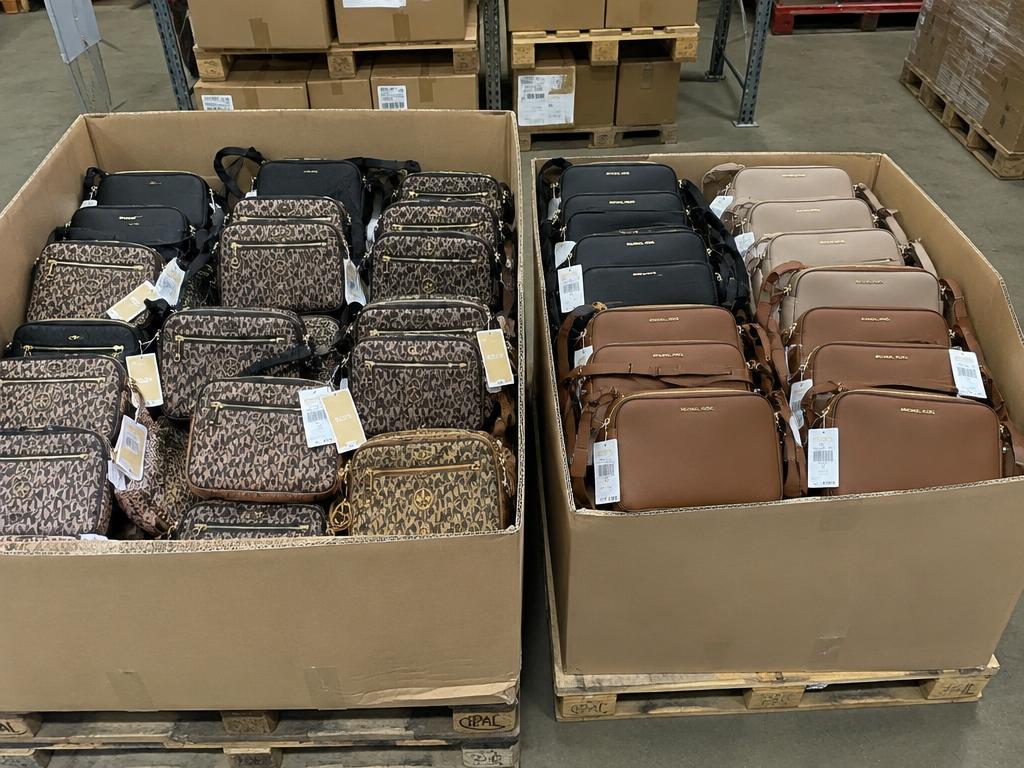 Monogram & Time and Tru Crossbody Handbags Lot — 111 Units, 2 Pallets — Brand New liquidation inventory shipping from Lincoln, Nebraska